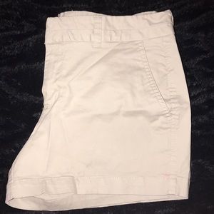 GAP khaki shorts